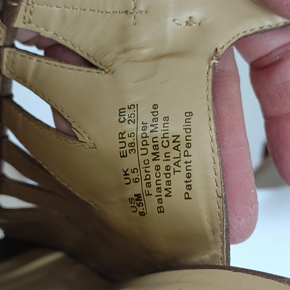 Brown Women's Heeled Sandals - Picture 7 of 10